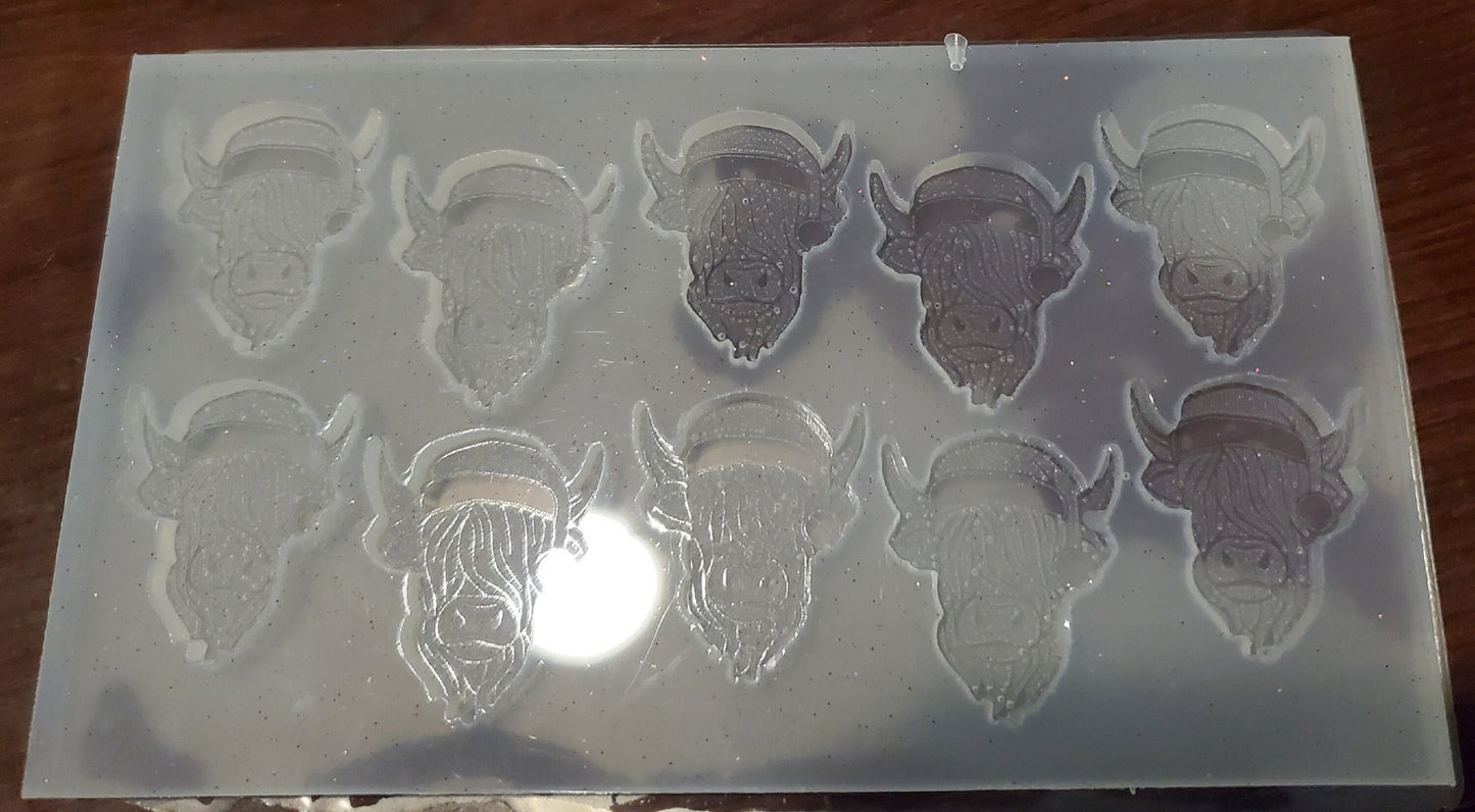 Christmas Highland Cow Wax Melt Mold