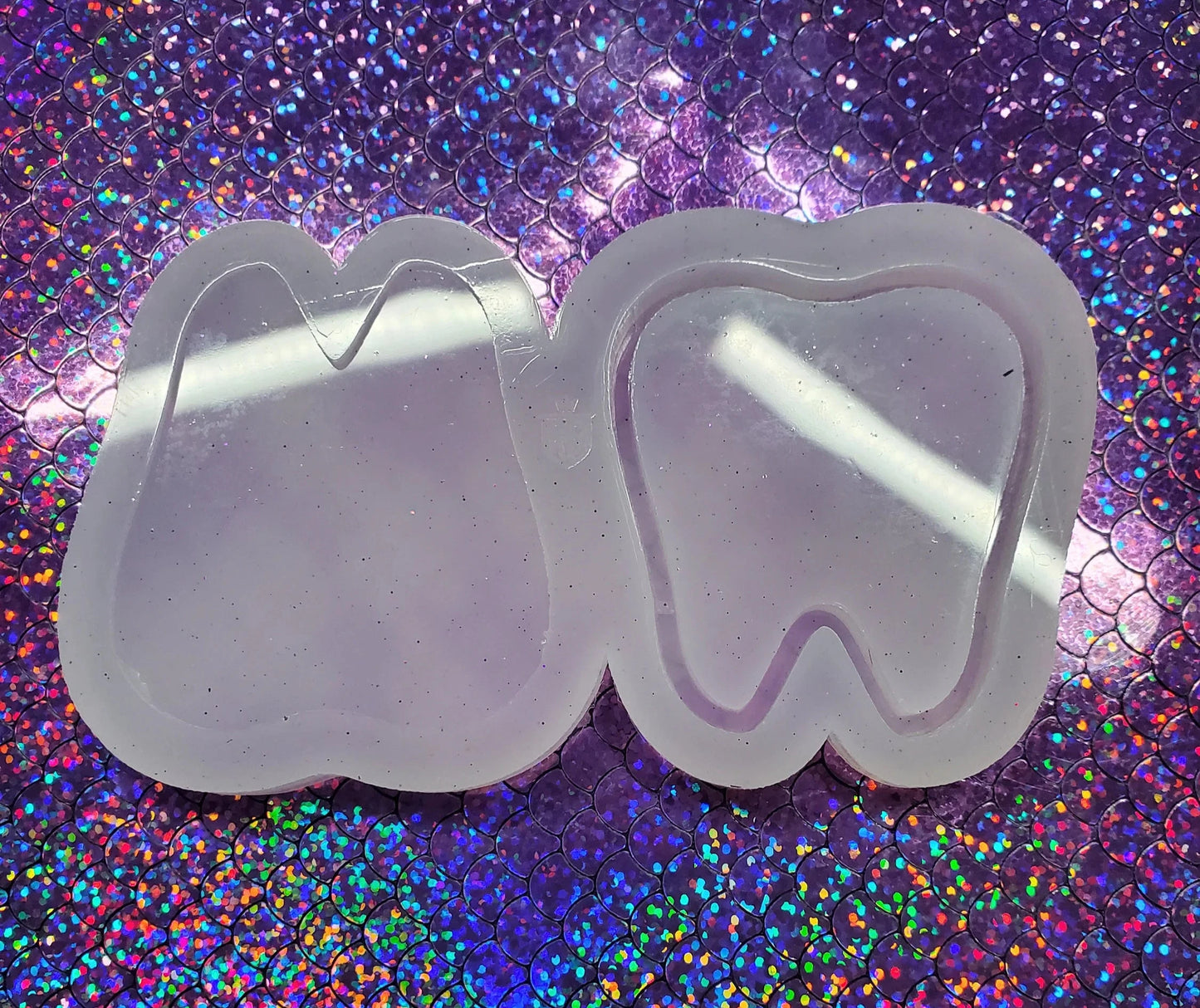Tooth Badge Reel Shaker Mold All In One