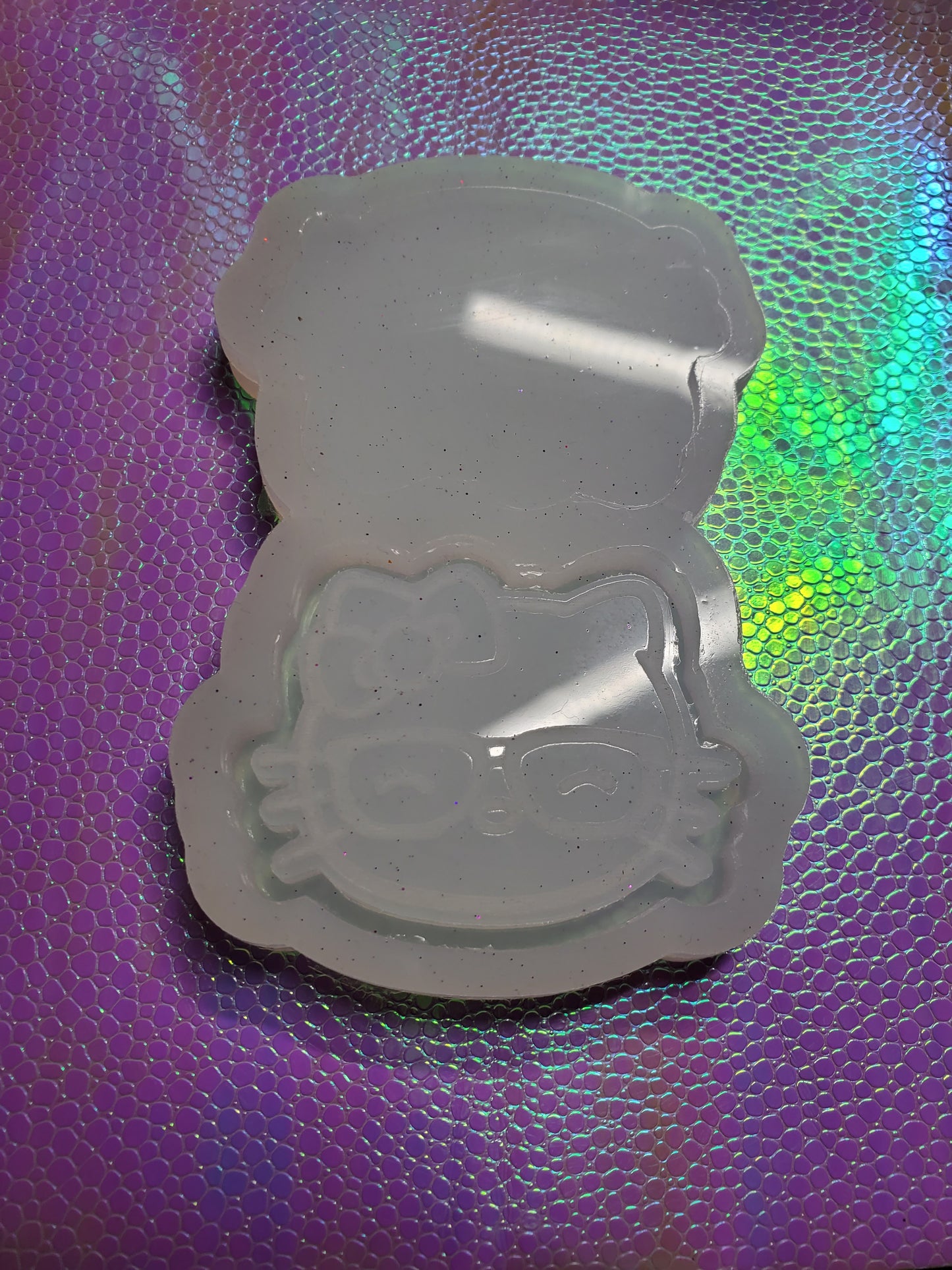 Hello Kitty Badge Reel Shaker Mold All In One