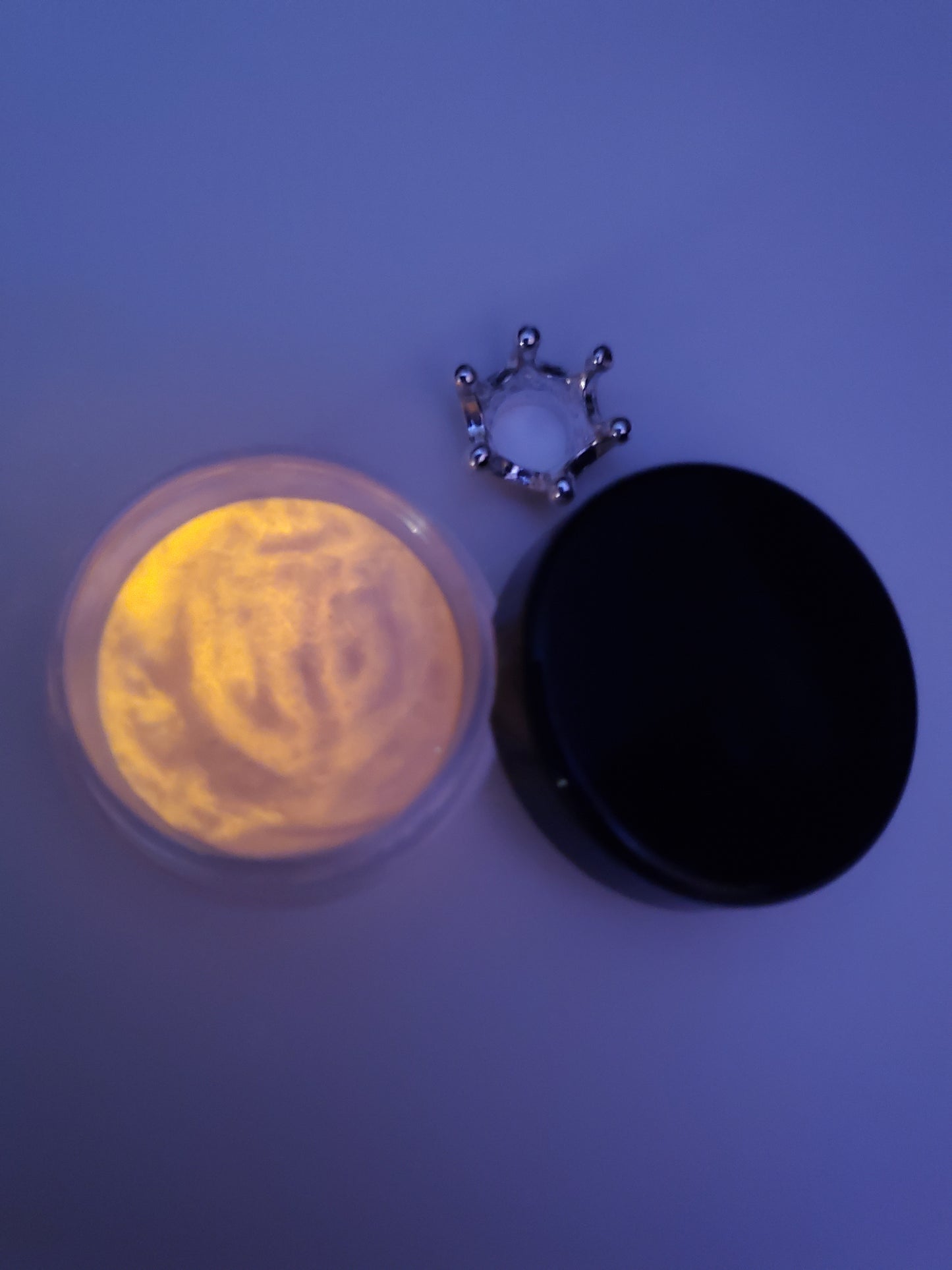 Amber (Glow Powder)
