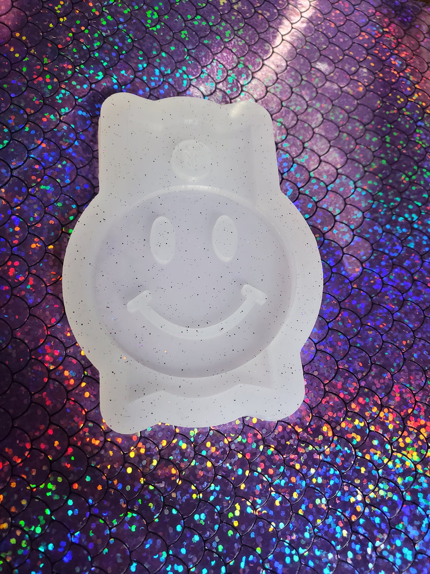 Smiley Face 3D Tumber Topper Mold