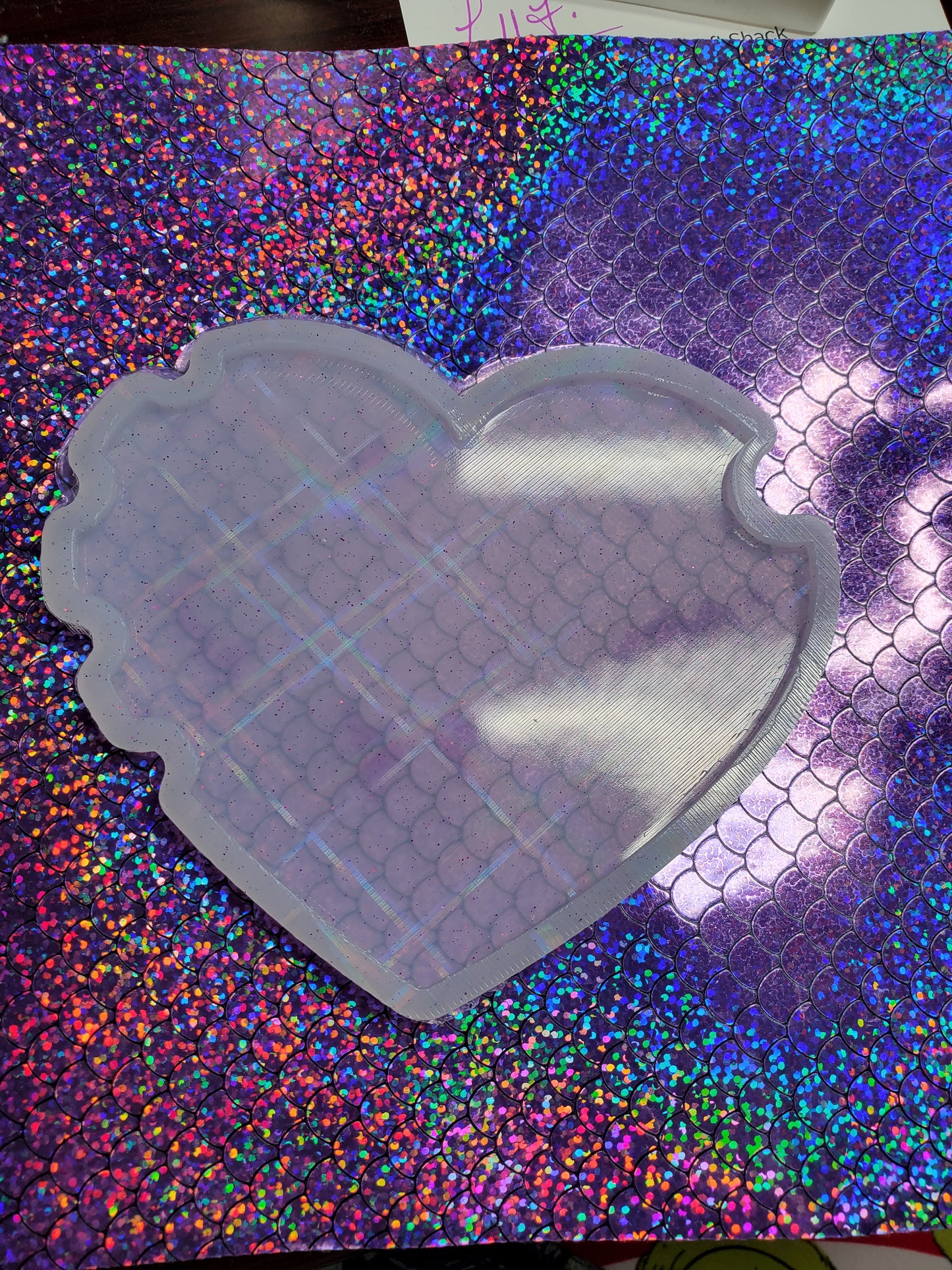 Holographic Heart Nail Disc